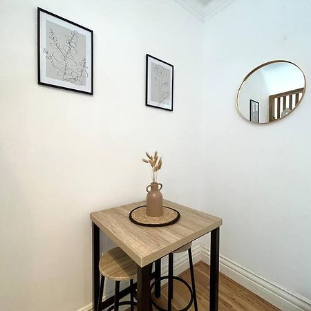 شقة Flat 12, 10 St John'S Road بورنماوث المظهر الخارجي الصورة