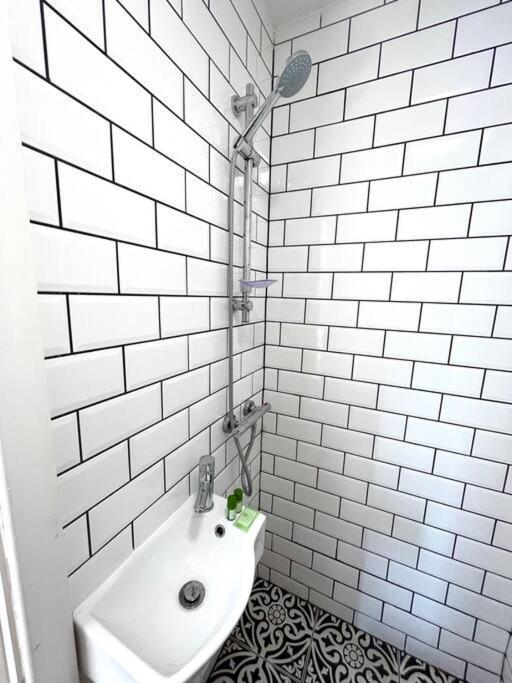شقة Flat 12, 10 St John'S Road بورنماوث المظهر الخارجي الصورة