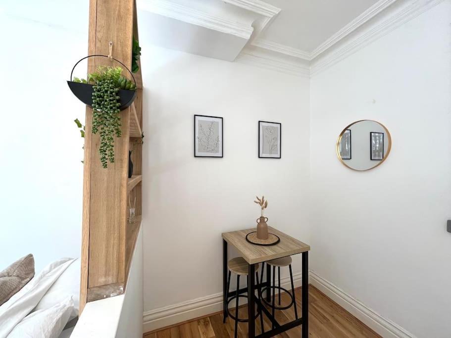 شقة Flat 12, 10 St John'S Road بورنماوث المظهر الخارجي الصورة